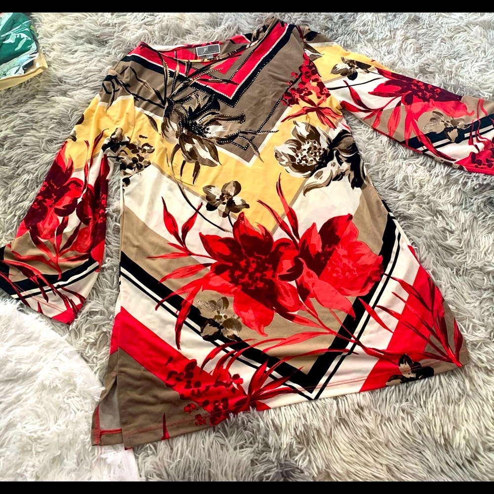 JM collection top for women